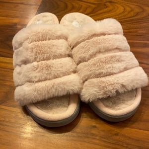 Slide slippers